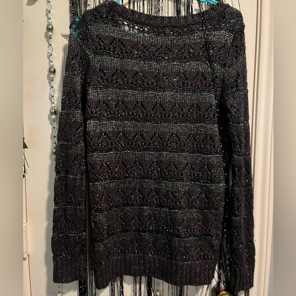 GUESS sweater - Picture 3 of 3